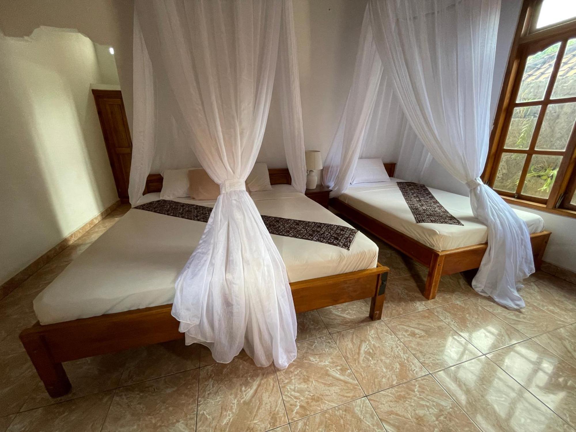 Hotel Kubu Elsa Bali Lovina Pokój zdjęcie